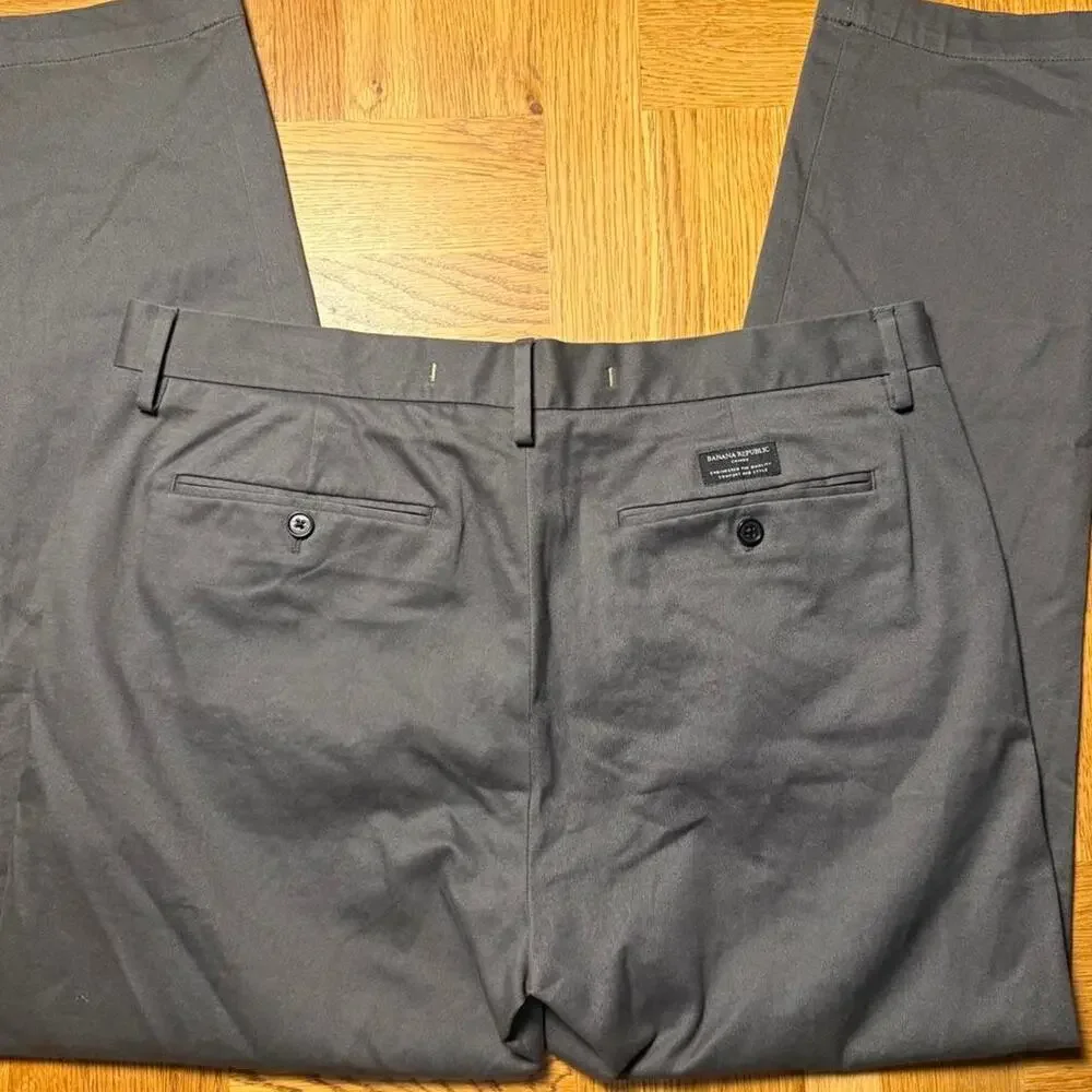 Banana Republic Men’s Slim Fit Dress Pants 35x30 Charcoal Gray